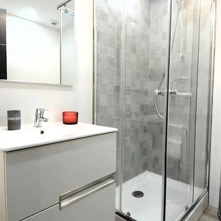 Fabrica Del Lujo En El Centro De Apartment Malaga