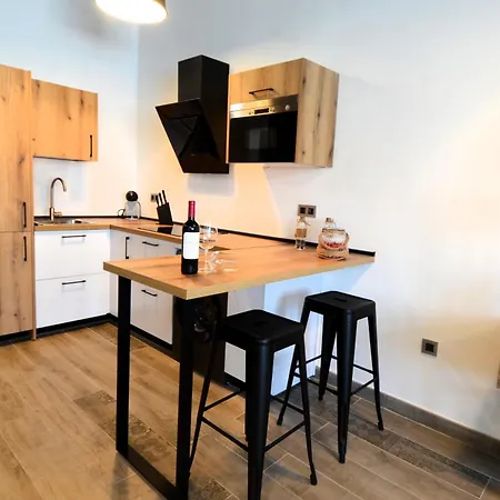 Fabrica Del Lujo En El Centro De Apartment